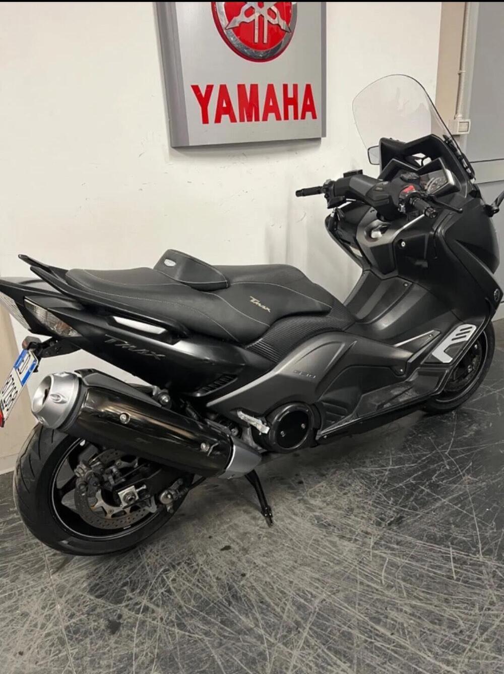 Yamaha T-Max 530 ABS (2015 - 17) (4)