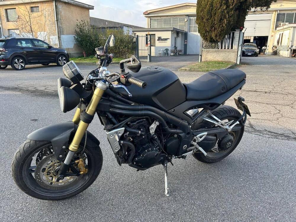 Triumph Speed Triple 1050 (2005 - 11) (3)