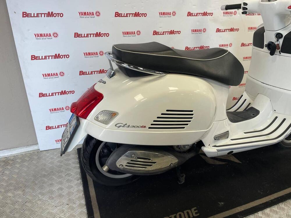 Vespa GTS 300 Super (2008 - 16) (7)