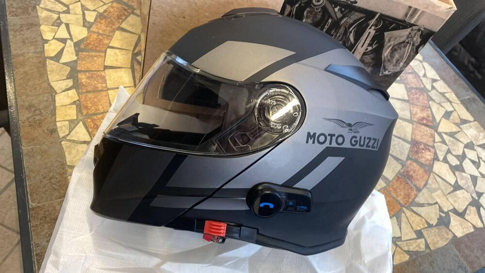 Moto Guzzi V7 850 Stone Special Abs (2021) (7)