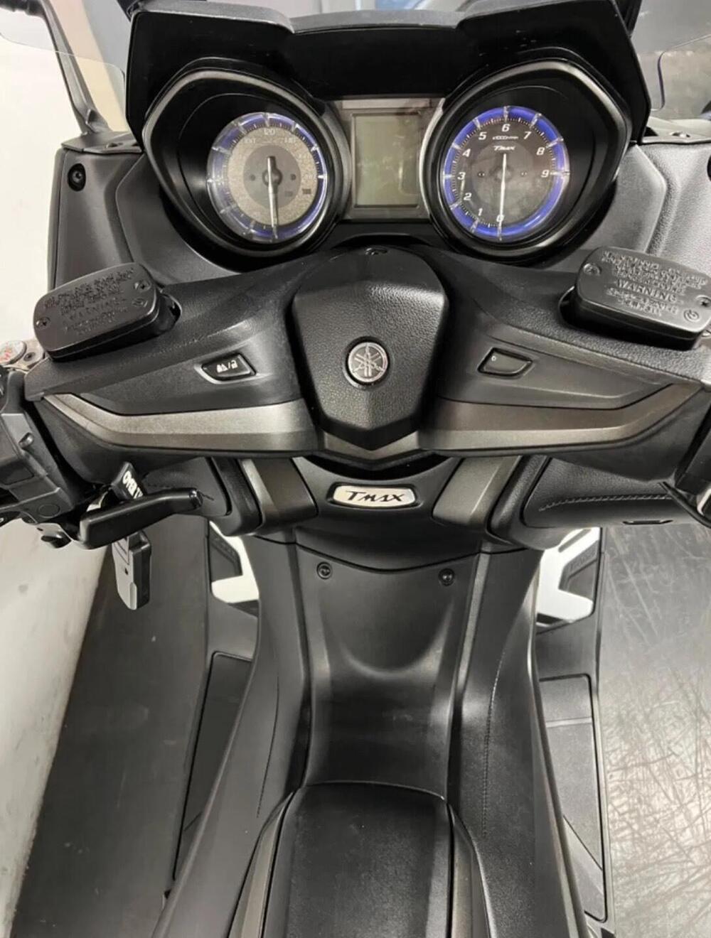 Yamaha T-Max 560 (2020 - 21) (9)
