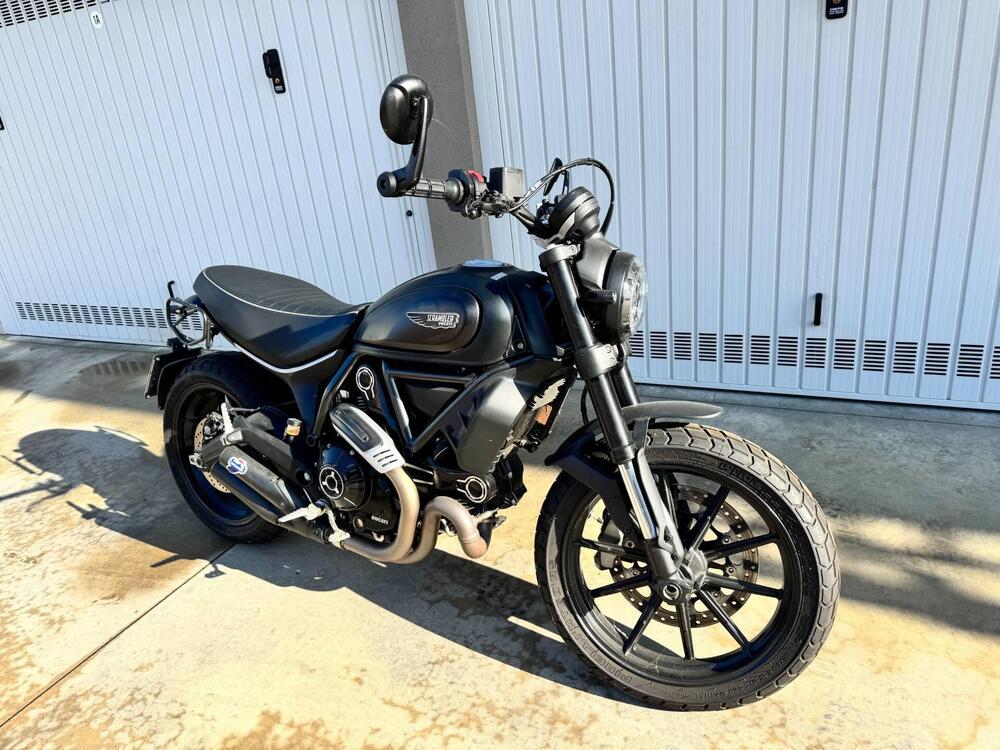 Ducati Scrambler 800 Icon Dark (2021 - 22)