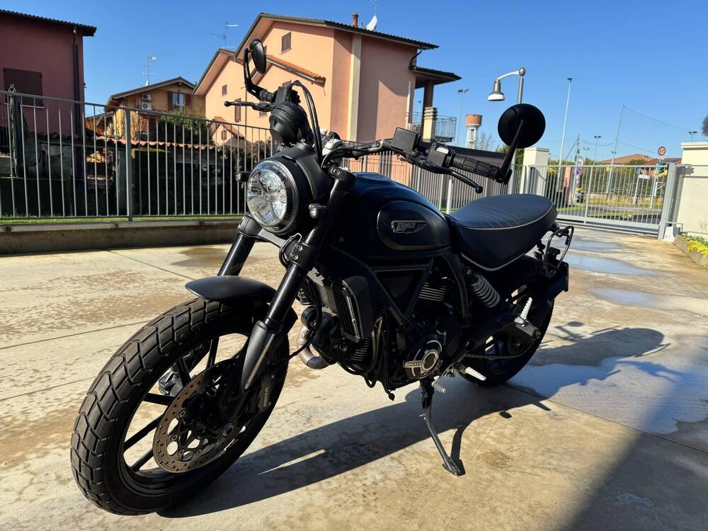Ducati Scrambler 800 Icon Dark (2021 - 22) (5)