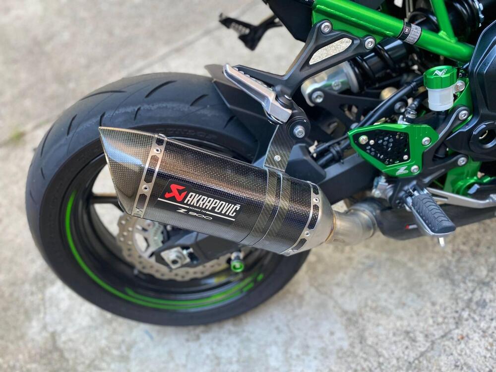 Kawasaki Z 900 Performance (2021 - 24) (11)