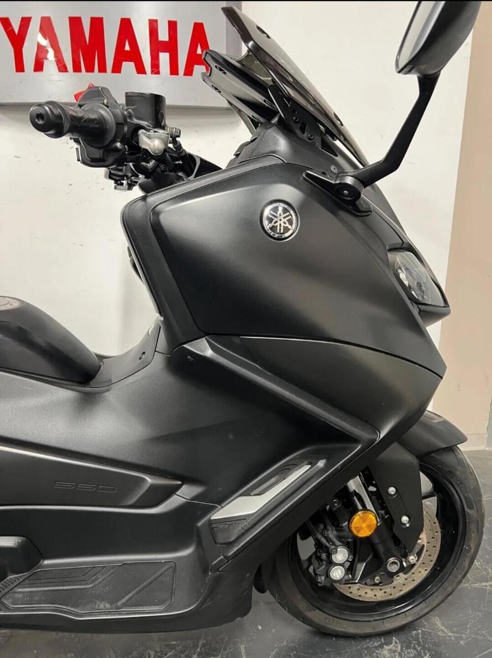 Yamaha T-Max 560 (2022 - 24) (7)