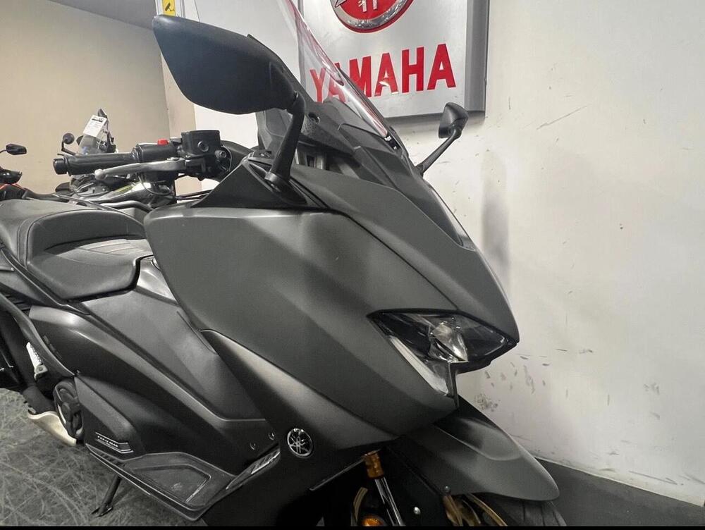 Yamaha T-Max 560 Tech Max (2021) (2)