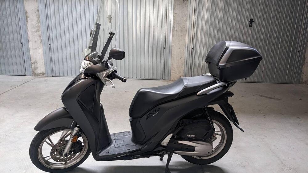 Honda SH 150 i (2017 - 19) (2)