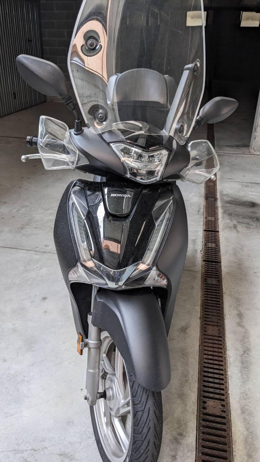 Honda SH 150 i (2017 - 19) (3)