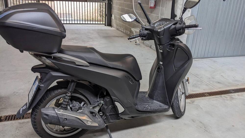 Honda SH 150 i (2017 - 19) (4)