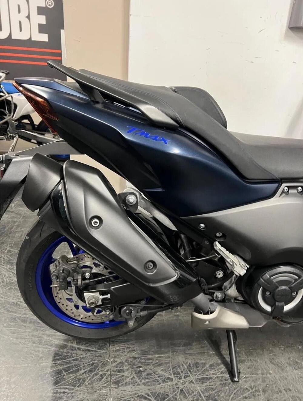 Yamaha T-Max 560 (2022 - 24) (5)
