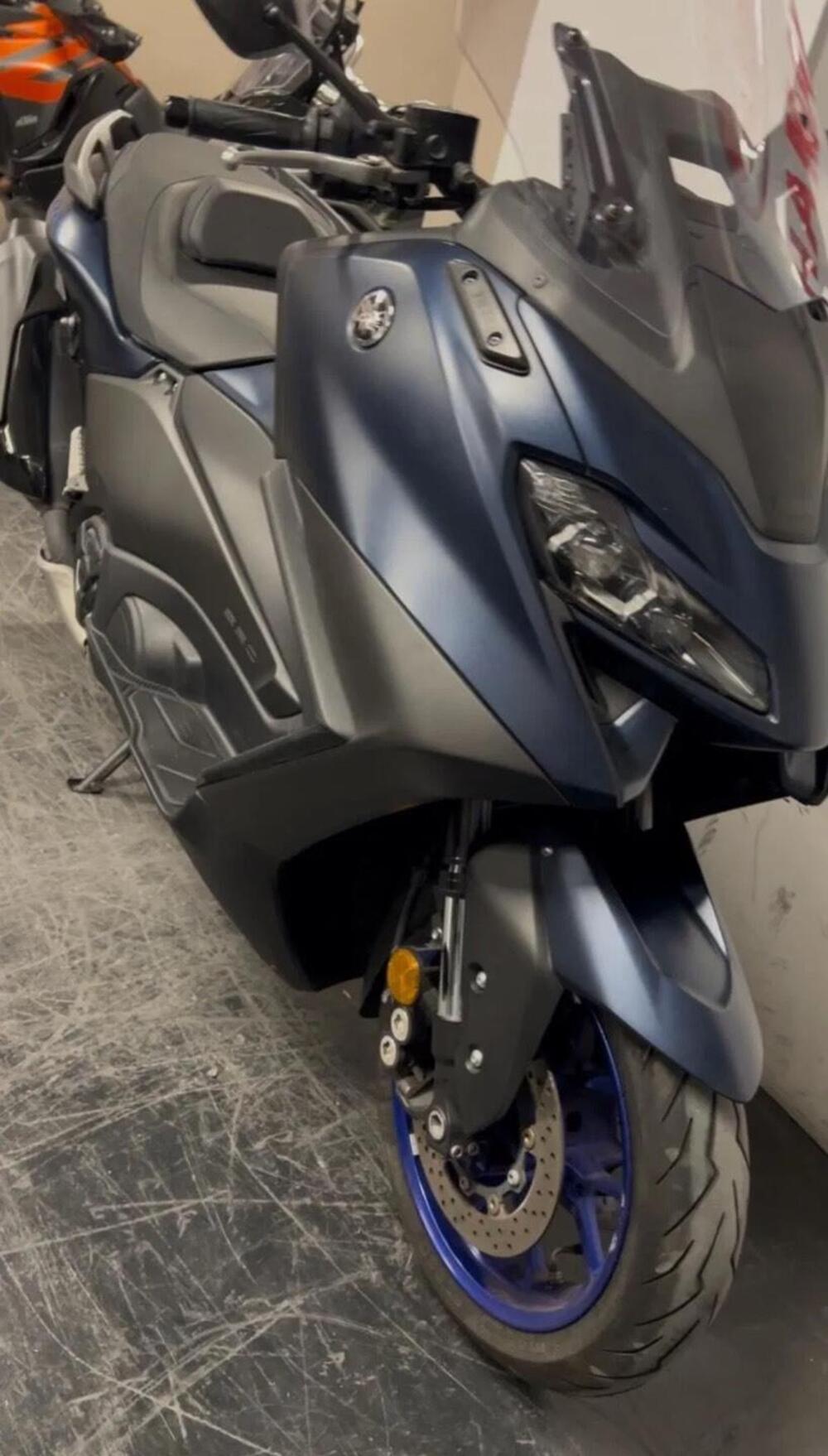 Yamaha T-Max 560 (2022 - 24) (10)