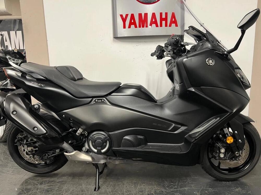 Yamaha T-Max 560 (2022 - 24)