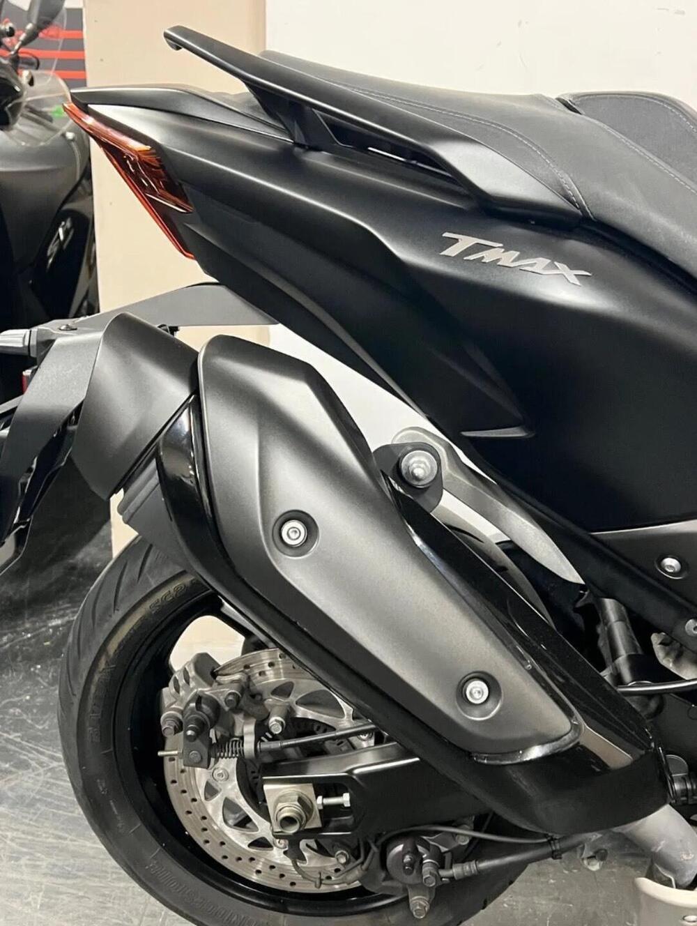 Yamaha T-Max 560 (2022 - 24) (5)