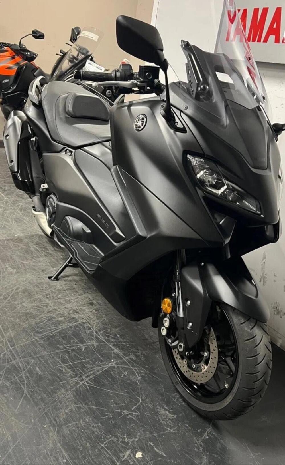 Yamaha T-Max 560 (2022 - 24) (9)