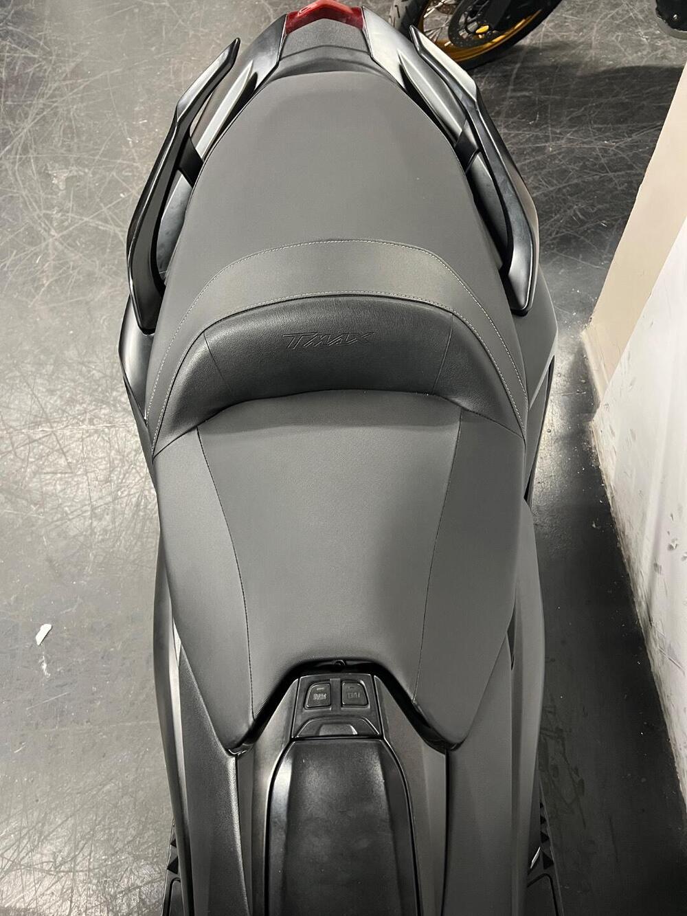 Yamaha T-Max 560 (2020 - 21) (7)