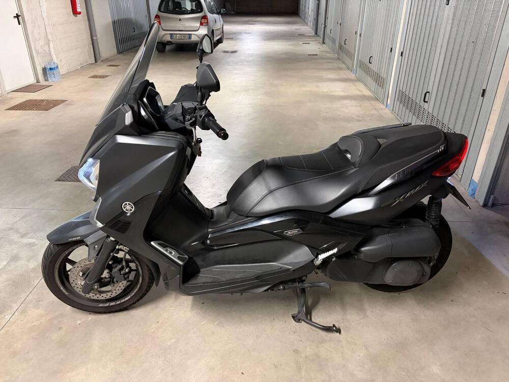 Yamaha X-Max 250 Iron Max ABS (2016) (2)