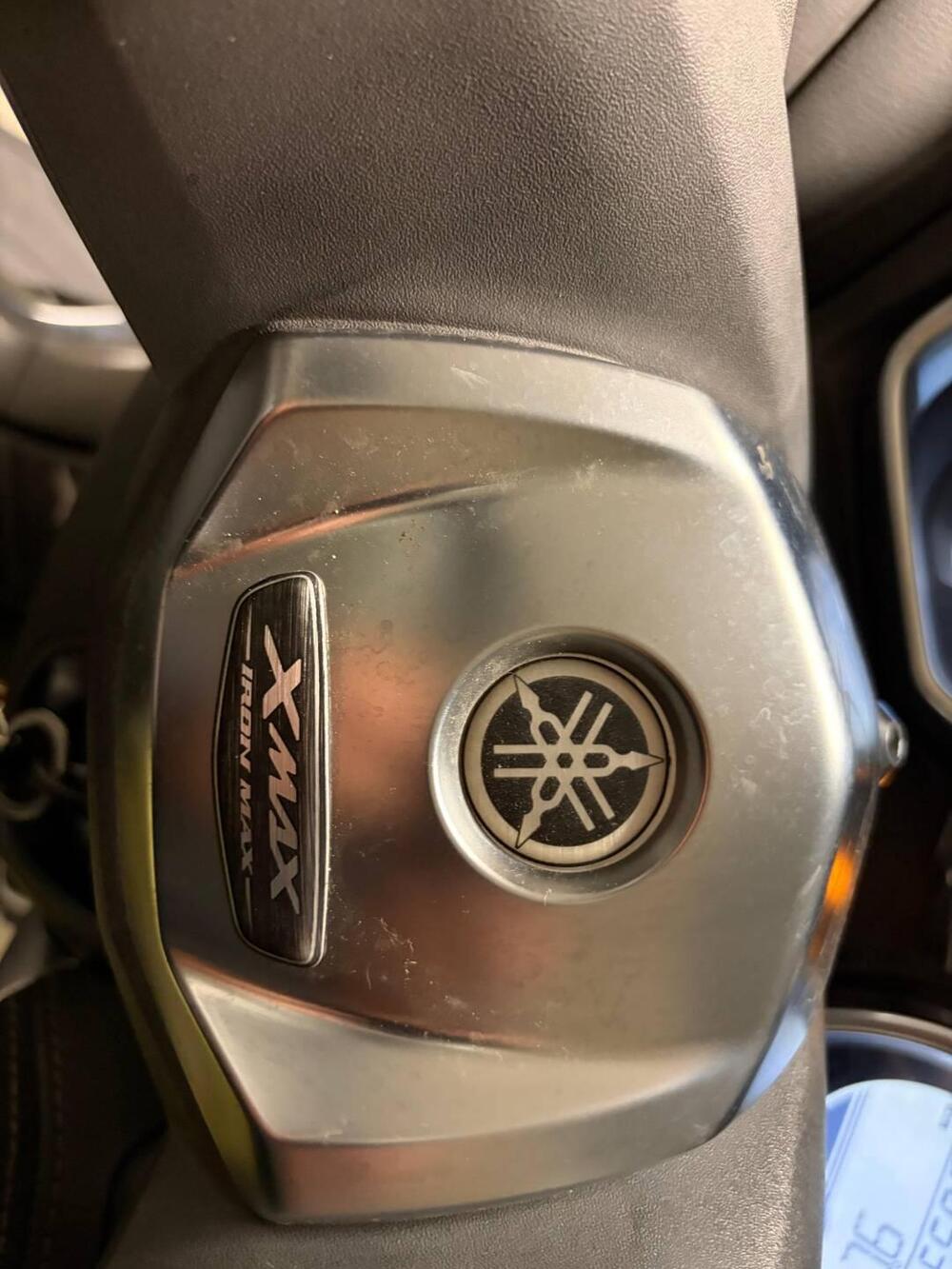 Yamaha X-Max 250 Iron Max ABS (2016) (8)