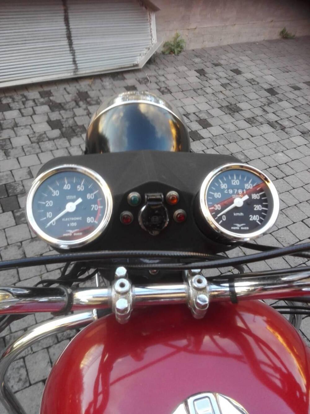Moto Guzzi V7 850 GT (6)