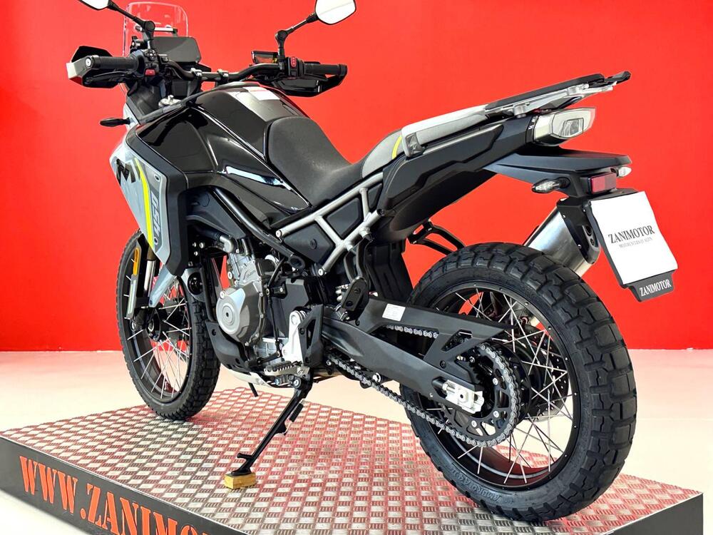 CFMOTO 450MT (2024 - 26) (17)