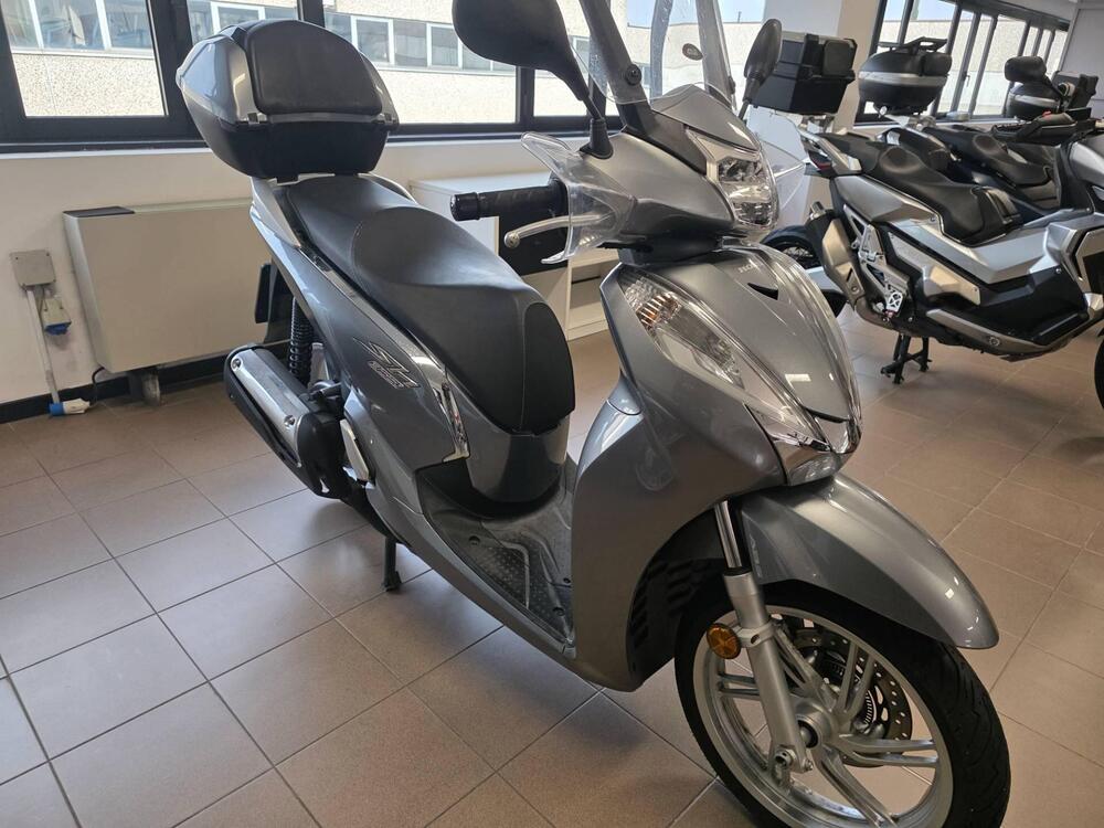 Honda SH 300 i ABS (2016 - 20) (7)