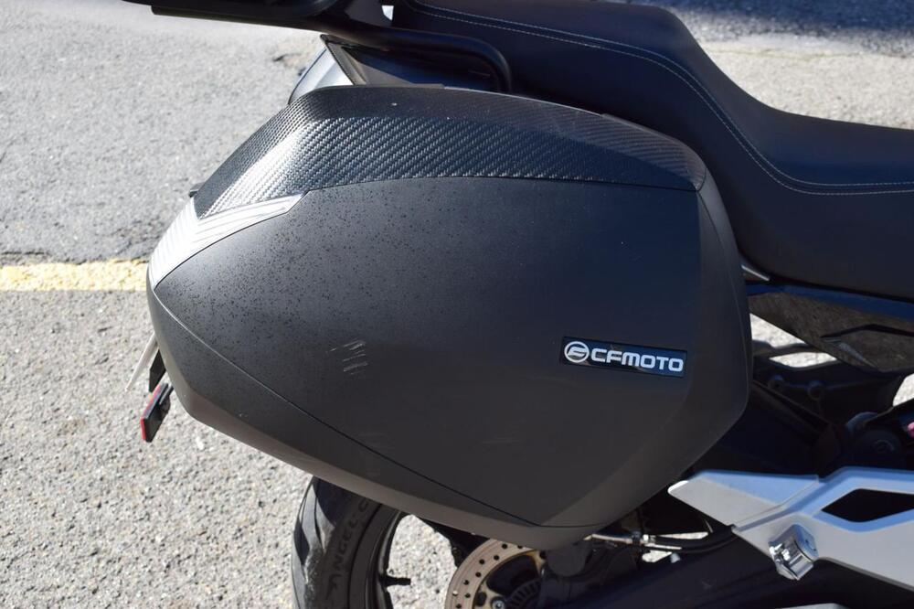CFMOTO 650MT (2021 - 24) (5)