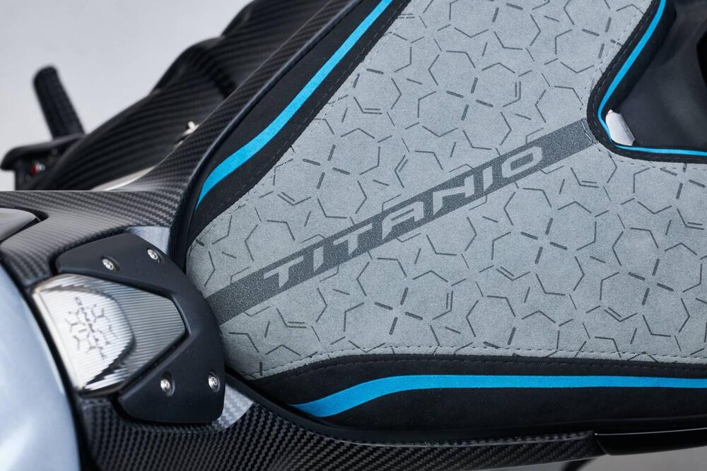 MV Agusta Rush 1000 (2023 - 26) (4)