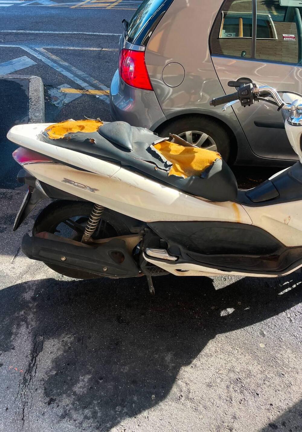 Honda PCX 125 (2009 - 13) (3)