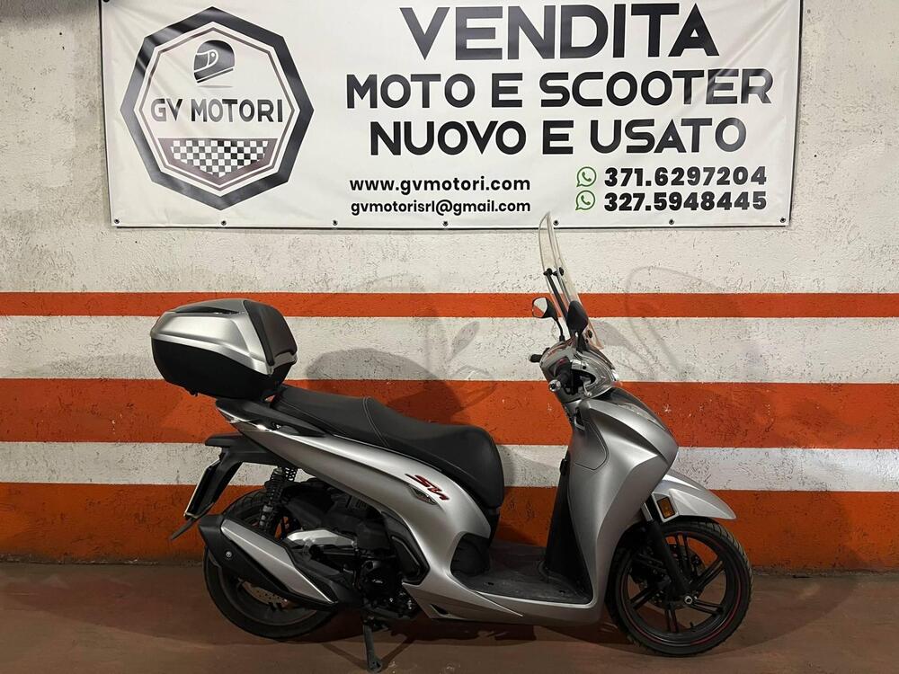 Honda SH 350 Sport (2021 - 24) (4)