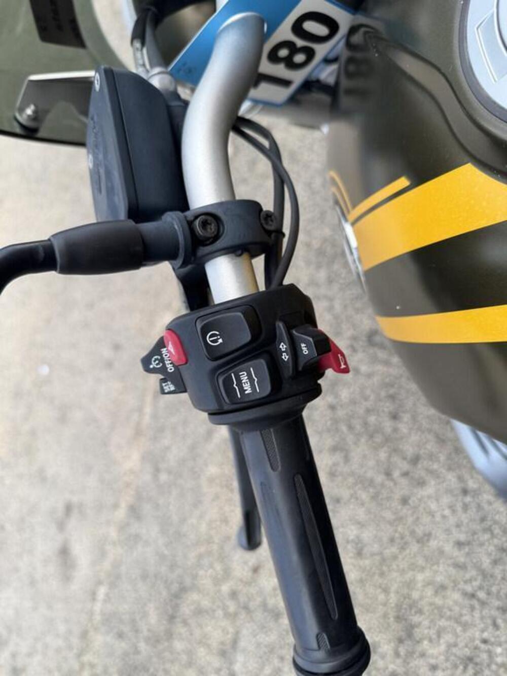 Bmw R nineT Scrambler (2021 - 24) (7)