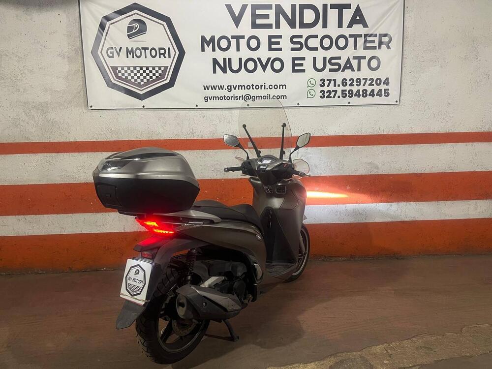 Honda SH 350 (2021 - 24) (4)