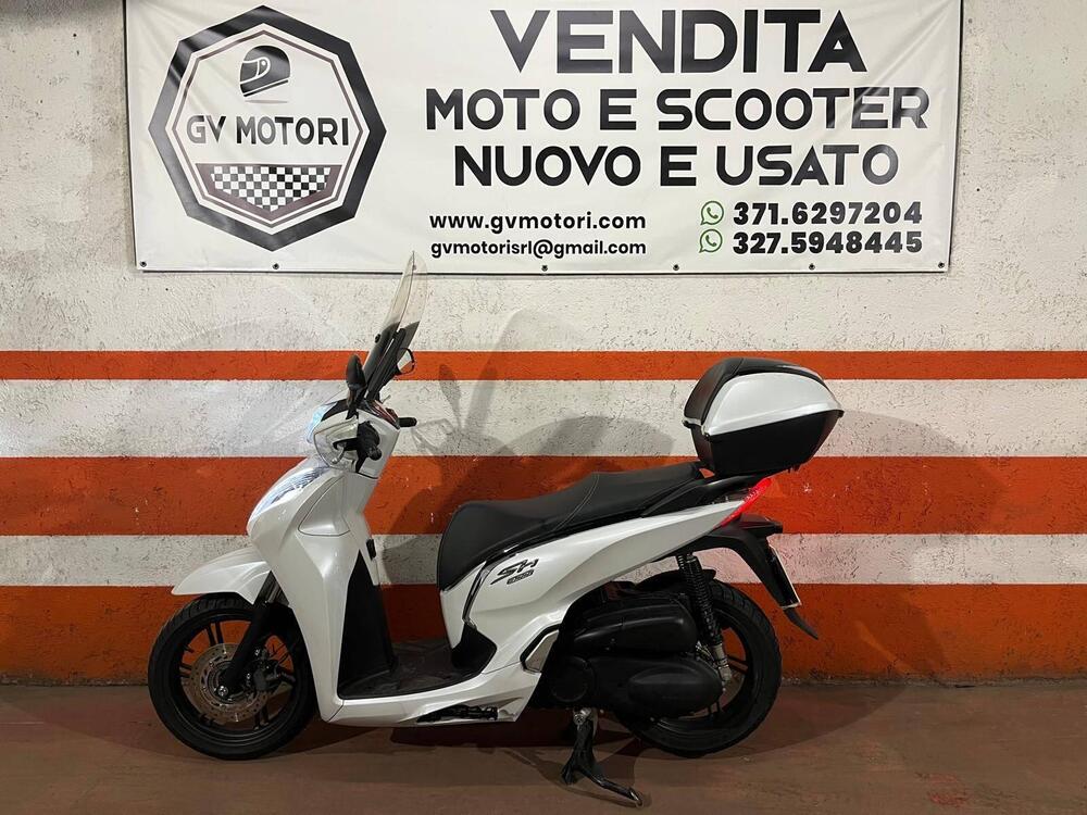 Honda SH 300 i ABS (2016 - 20) (2)