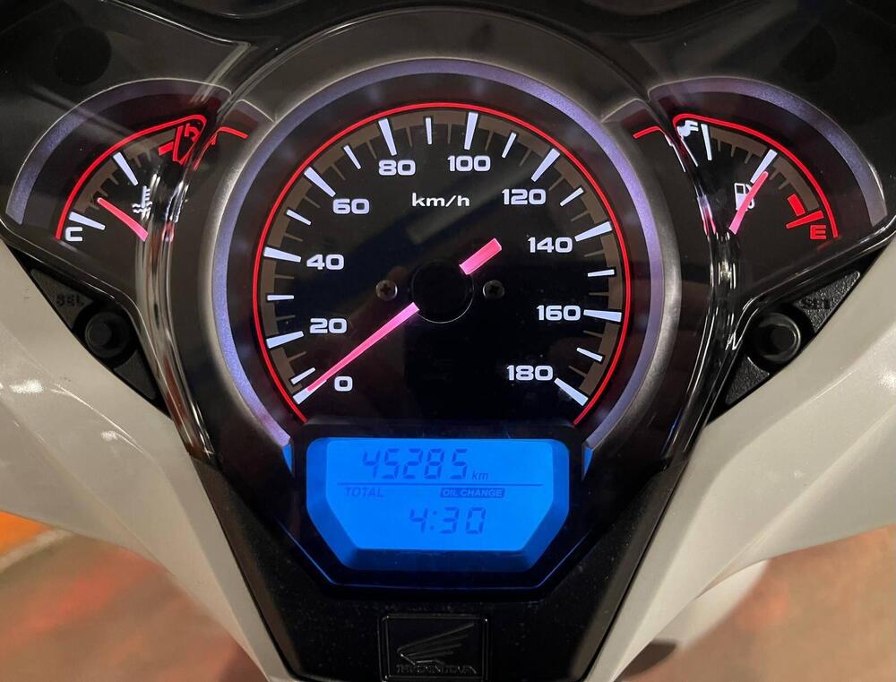 Honda SH 300 i ABS (2016 - 20) (5)