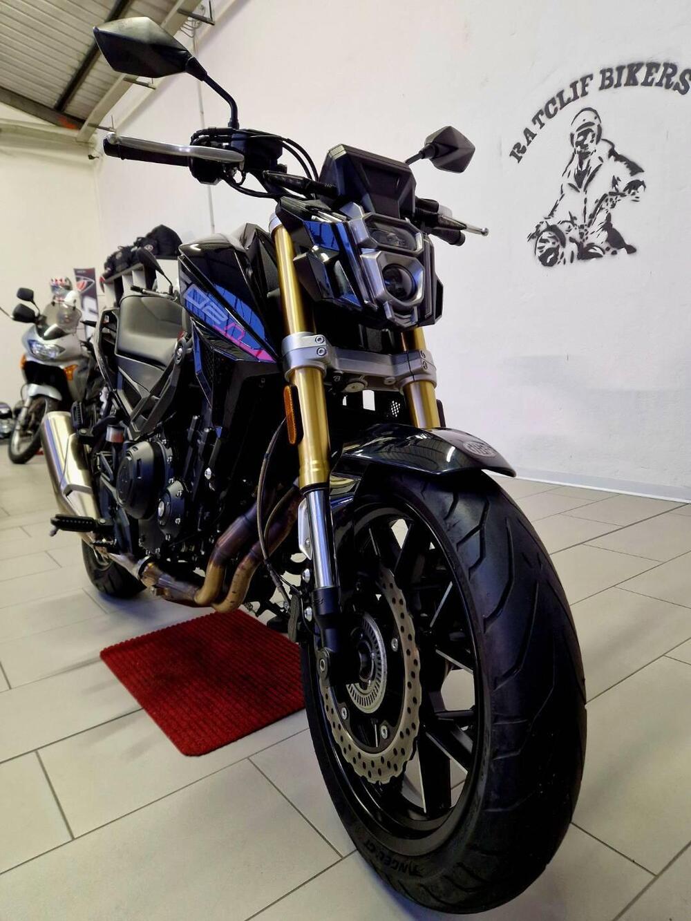 MBP M502N (2022 - 24) (2)