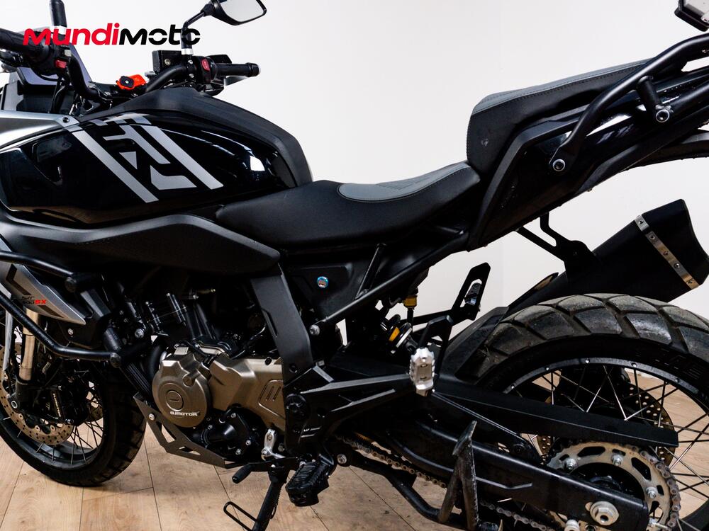 QJ Motor SRT 600 SX (2024 - 26) (10)