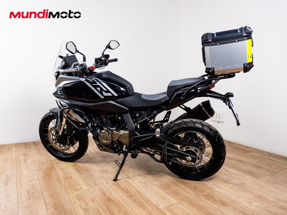 QJ Motor SRT 600 SX (2024 - 26) (7)