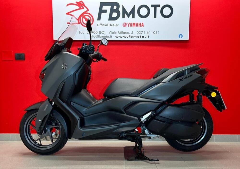 Yamaha X-Max 300 (2025 - 26) (4)