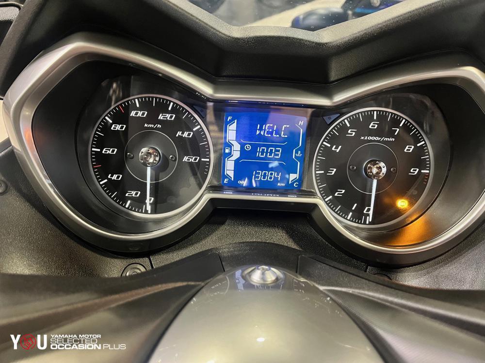 Yamaha X-Max 300 Tech Max (2021 - 24) (5)