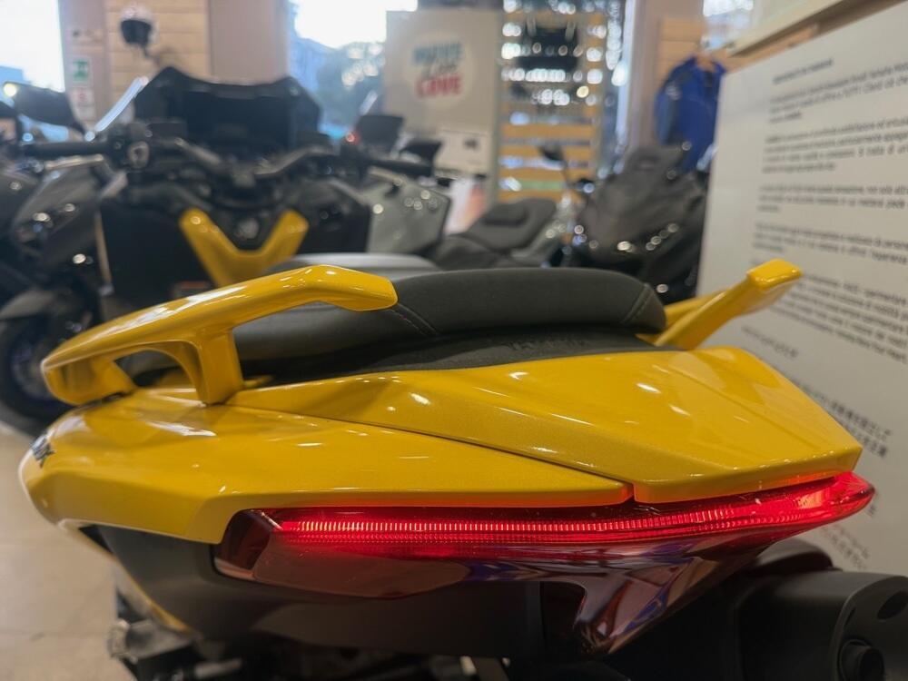 Yamaha T-Max 560 (2022 - 24) (6)