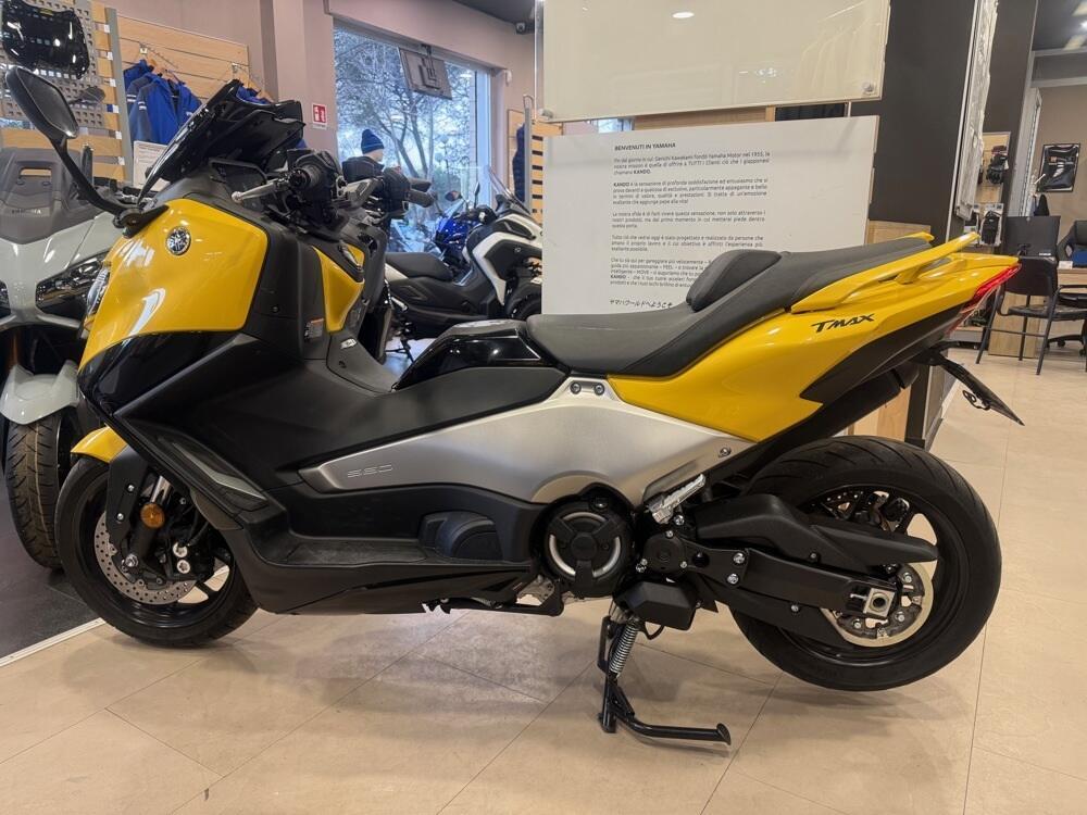 Yamaha T-Max 560 (2022 - 24) (7)