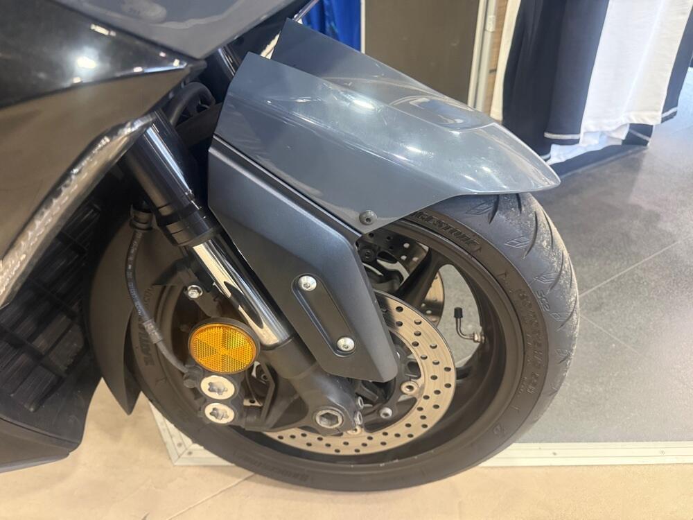 Yamaha T-Max 560 (2020 - 21) (2)