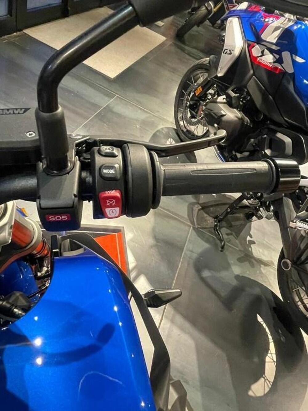 Bmw R 1300 R (2026) (9)