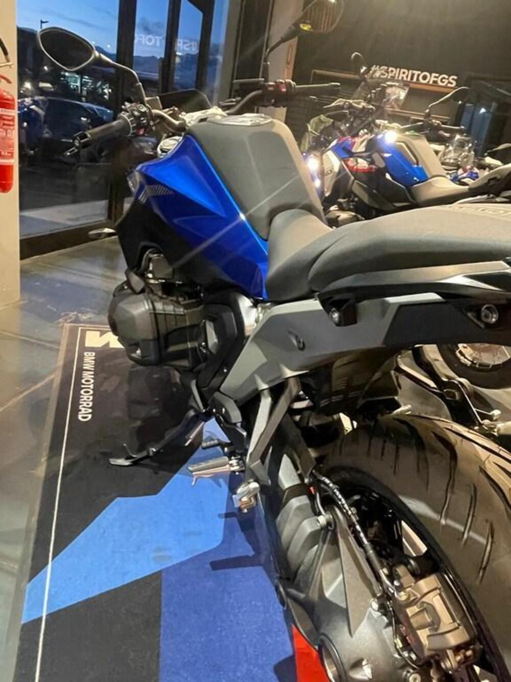 Bmw R 1300 R (2026) (10)