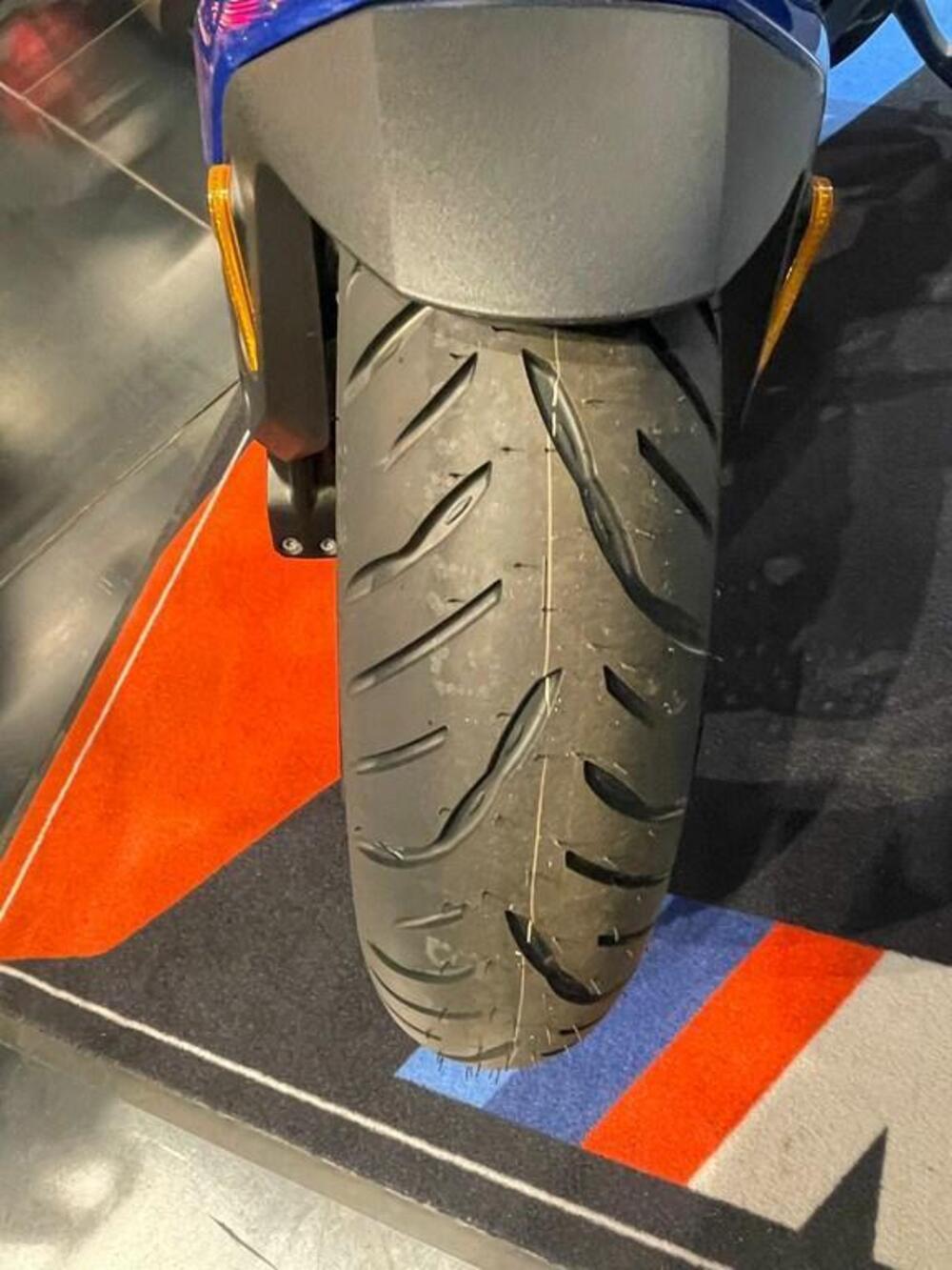 Bmw R 1300 R (2026) (11)