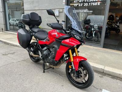 Yamaha MT-09 (2021 - 23) usata