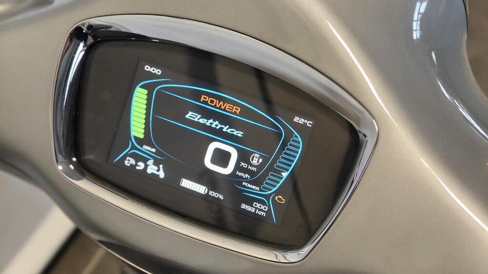 Vespa Vespa Elettrica (2018 - 19) (5)
