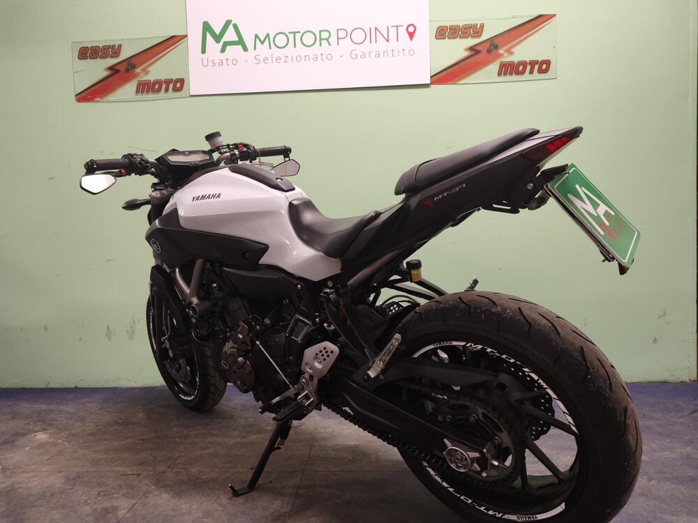 Yamaha MT-07 (2014 - 16) (3)