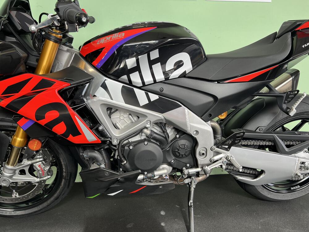 Aprilia Tuono V4 Factory (2021 - 24) (15)
