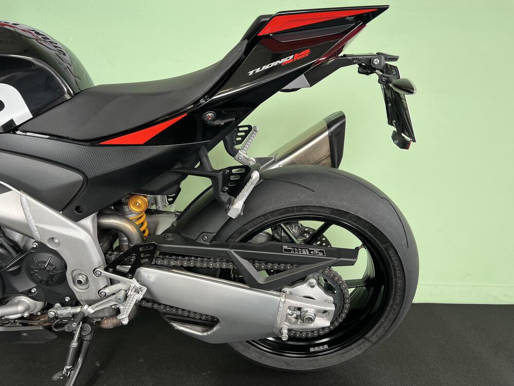 Aprilia Tuono V4 Factory (2021 - 24) (16)