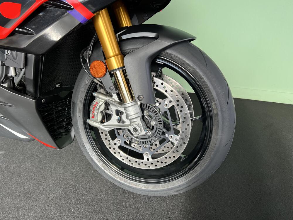 Aprilia Tuono V4 Factory (2021 - 24) (19)