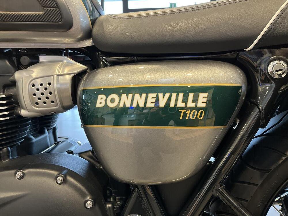 Triumph Bonneville T100 (2021 - 25) (9)
